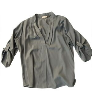 Used Calvin Klein 1X V-neck Roll Sleeve Blouse